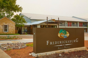 Fredericksburg Inn and Suites, Fredricksburg